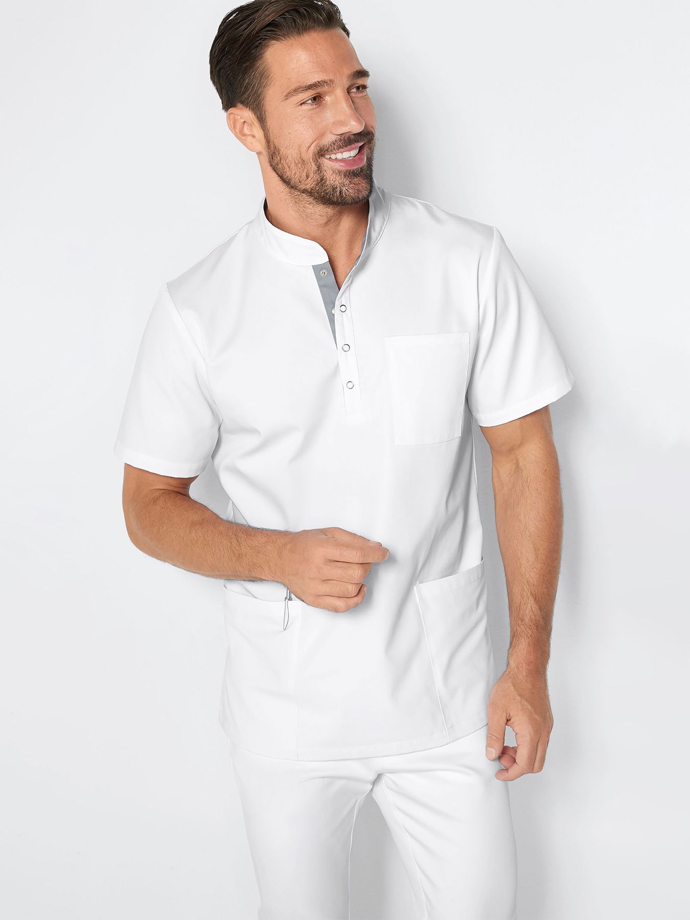 Tunique médicale facile à enfiler ANNAN – fermeture à boutons