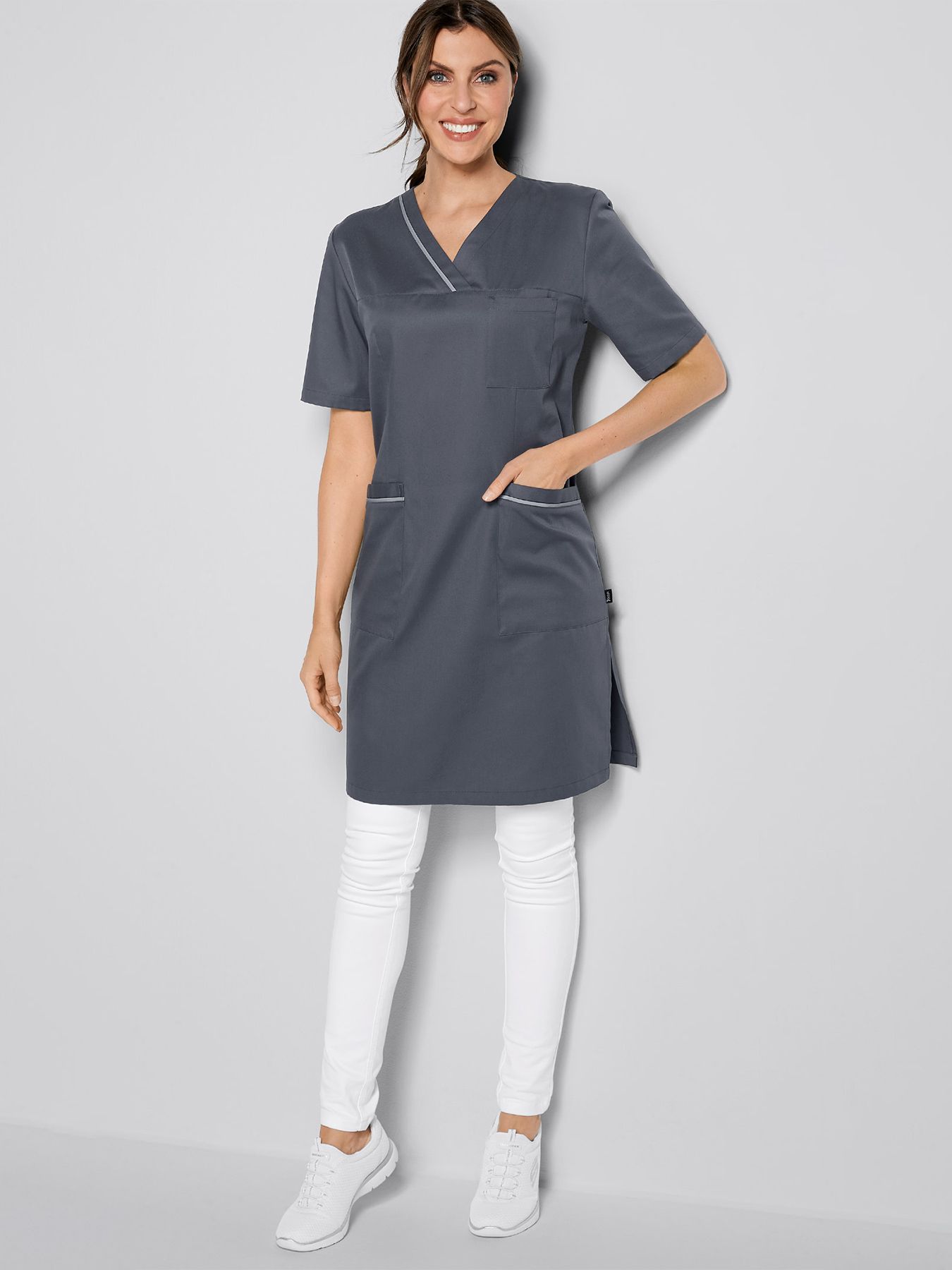 Robe tunique, coupe ajustée