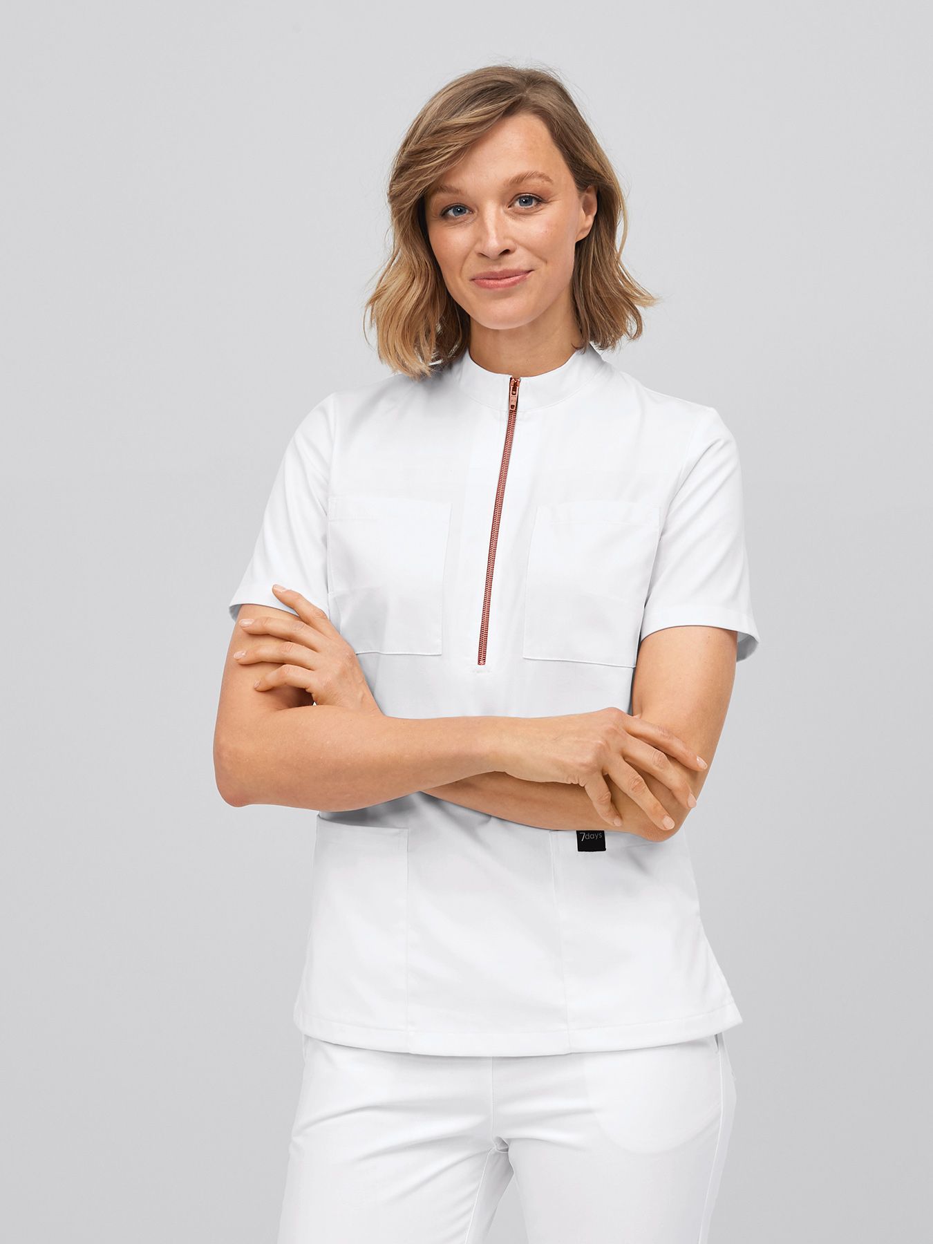 Tunique médicale à enfiler avec fermeture éclair