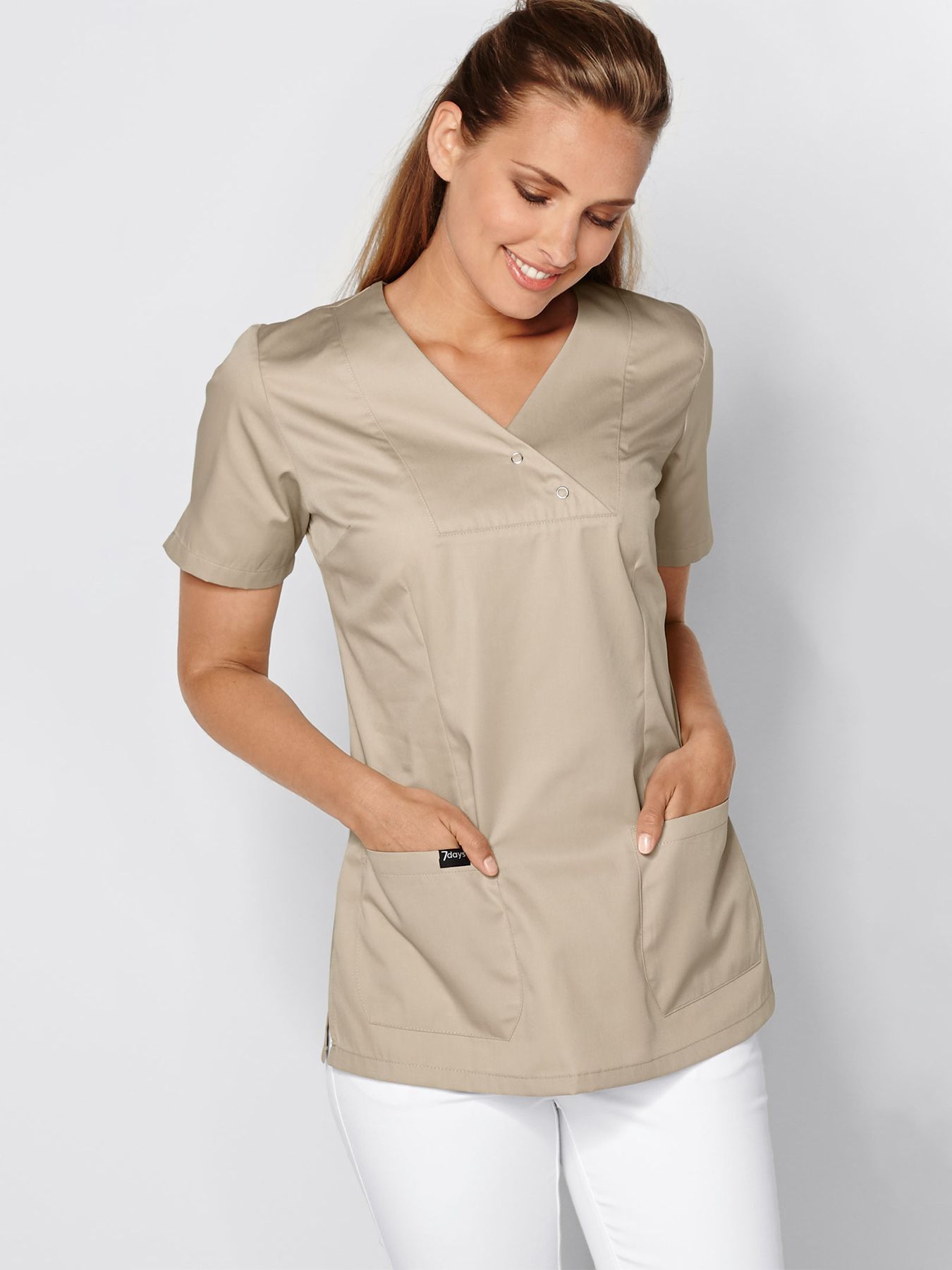 Tunique médicale à encolure V – 2 boutons-pression LAMIA