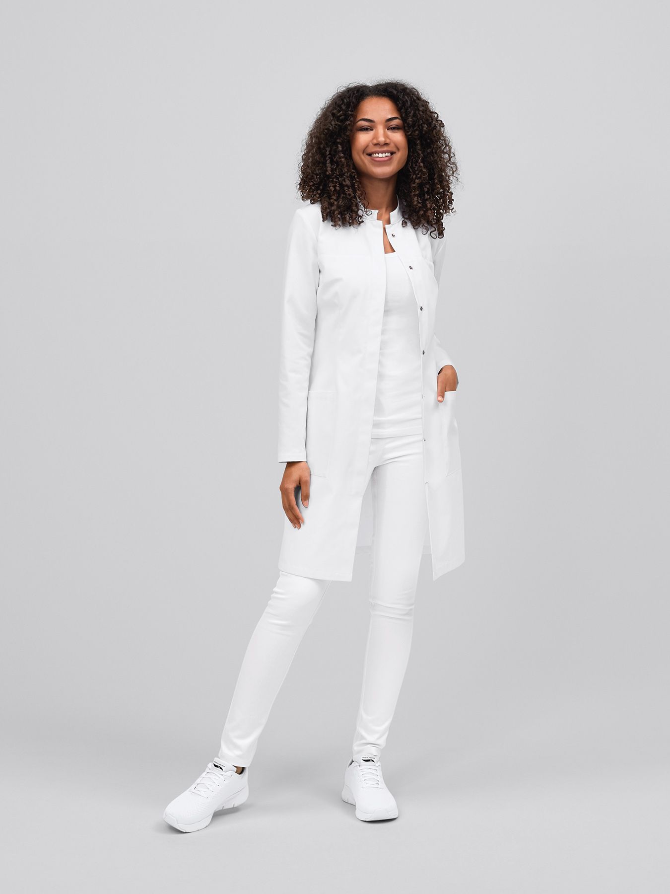 Blouse de médecin femme avec martingale au dos LIMA